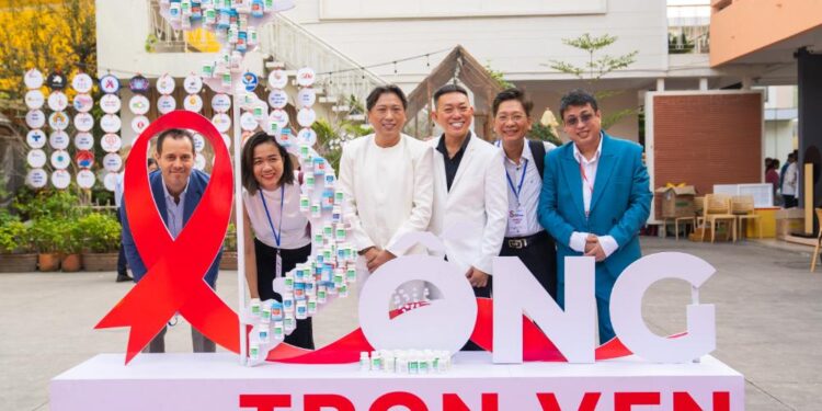 NSND Kim Xuân kêu gọi không kỳ thị người sống chung với HIV 