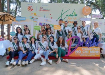 Thí sinh Miss Earth 2023 khám phá rừng ngập mặn Cần Giờ
