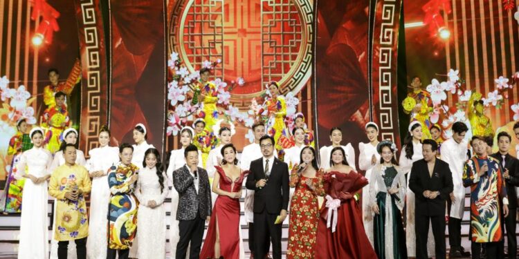 Như Quỳnh lần đầu kết hợp với nhiều sao đình đám trong liveshow