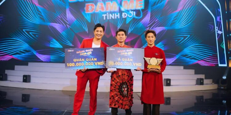 MC Lê Nguyên Bảo – Diễn viên Lâm Nguyễn đồng giải Quán Quân “Đánh Thức Đam Mê 2023”