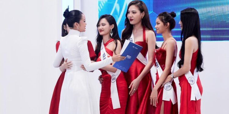 Top 50 trổ tài diễn xuất ở Tập 6 Tôi là Hoa hậu Hoàn vũ Việt Nam