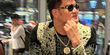 MC Song ngữ Minh Nhật nóng lòng về Việt Nam vui mùa Tết cổ truyền