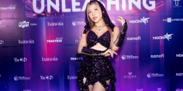 Trang Pháp bừng sáng trên sân khấu Ngôi sao của năm 2023