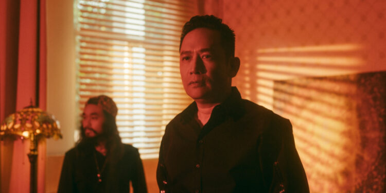 Duy Mạnh thừa nhận từng bị trầm cảm, trải lòng trong ca khúc mới mang tên Họa Sĩ Điên