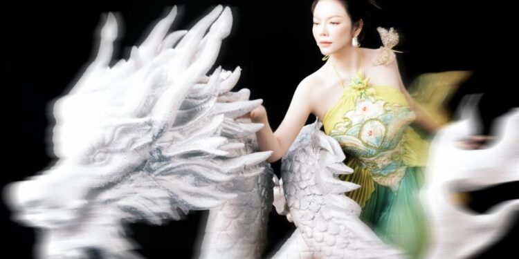 Lý Nhã Kỳ hóa “tắc kè hoa” trong bộ ảnh đón xuân