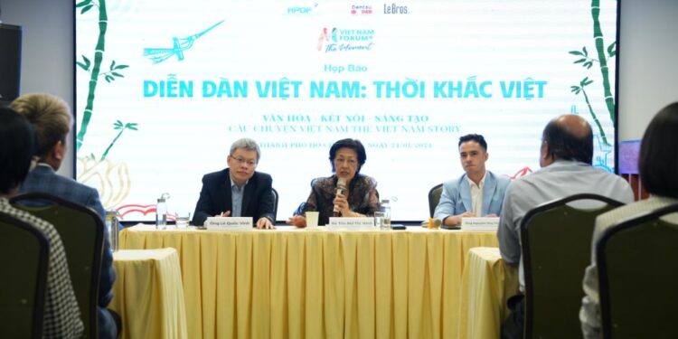 Công bố sự kiện Diễn đàn Việt Nam: Thời khắc Việt