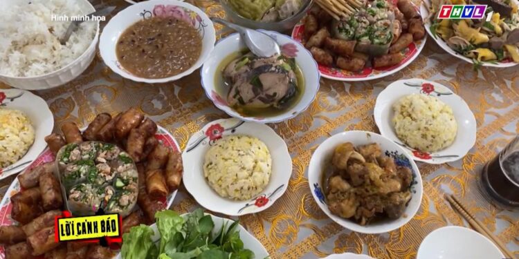 Lời cảnh báo: Cẩn trọng với thực phẩm dư thừa ngày Tết