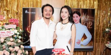 Á hậu Ngọc Hằng trổ tài ca hát trong sinh nhật CEO Phạm Kim Dung