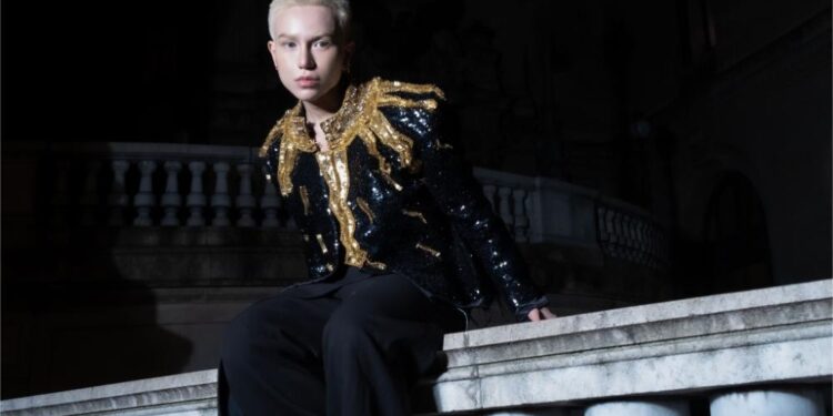 Call me Duy mạnh tay chi tiền khủng tại Fashion Week, tham vọng chinh phục “tứ đại kinh đô thời trang”