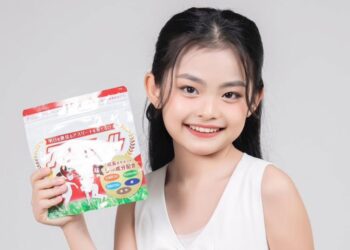 Đại sứ thương hiệu cho dự án Chiều cao học đường Bảo Linh tặng sữa cho các trường tiểu học tại miền Bắc