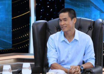 Kính Đa Chiều: Nhà thơ Phong Việt trải lòng về cách làm thơ hiện đại