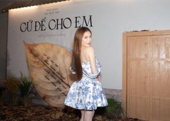 Lý Nhã Kỳ vui mừng khi gặp lại Nathan Lee 