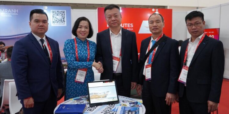 Cảng Hàng không quốc tế Cam Ranh vào top 5 các sân bay xuất sắc trong tiếp thị phát triển đường bay châu Á