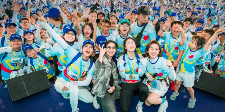 Hơn 100 triệu “Bước chân gắn kết yêu thương” được ghi nhận tại sự kiện thiện nguyện của CapitaLand