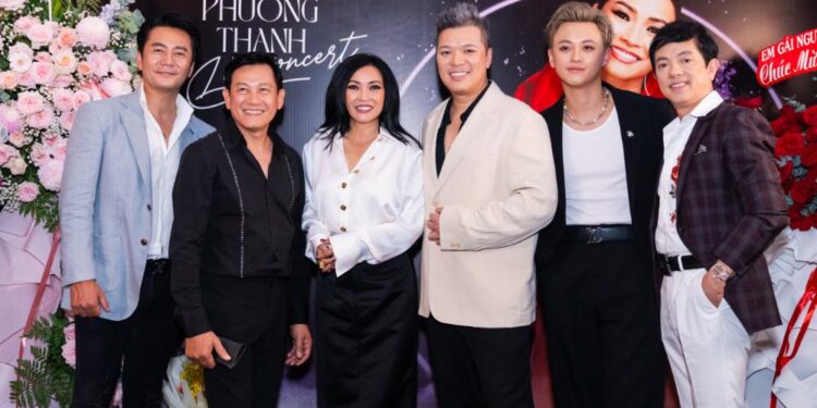 Cùng Đạo diễn Cường Ngô, ca sĩ Johnny Dương hội ngộ Ca sĩ Phương Thanh trong ngày giới thiệu Live concert Đóa Hồng Gai