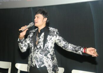 Đạo diễn Lữ Kiến Hào dành nhiều tâm huyết cho phim ca nhạc “Ly hôn” của Kim Tiểu Long