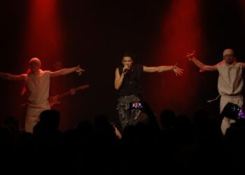 TRONG: “Hoạt động nghệ thuật ở nước ngoài khiến tôi mở rộng tư duy, tầm nhìn và thế giới quan”