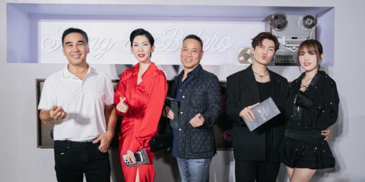 Quyền Linh, Thu Trang, Tiến Luật, Gin Tuấn Kiệt, Puka, Nam Thư cùng dàn sao Vbiz đổ bộ liveshow “Ngày em thắp sao trời” của Đàm Vĩnh Hưng