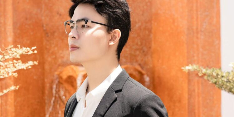 Nhờ tham gia MR WORLD VIETNAM 2024 mới biết cùng quê còn là anh em họ