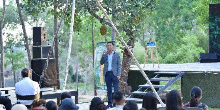 Kỷ lục gia Việt Nam – nghệ sĩ Trúc Thy – Founder dự án Mẹ Thiên Nhiên giữ vai trò đại sứ “Bảo Hiểm Rừng Xanh “