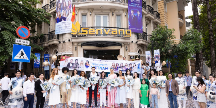Ý Nhi tích cực chia sẻ văn hoá Việt Nam đến đoàn Miss World Organization