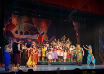 Vở kịch “Mễ cốc phiêu lưu ký” kỷ niệm 30 năm hoạt động nghệ thuật của Việt Hương có gì đặc biệt?