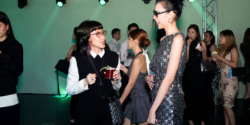 Phí Phương Anh “sánh đôi” cùng “nam thần” Win Metawin tại Malaysia