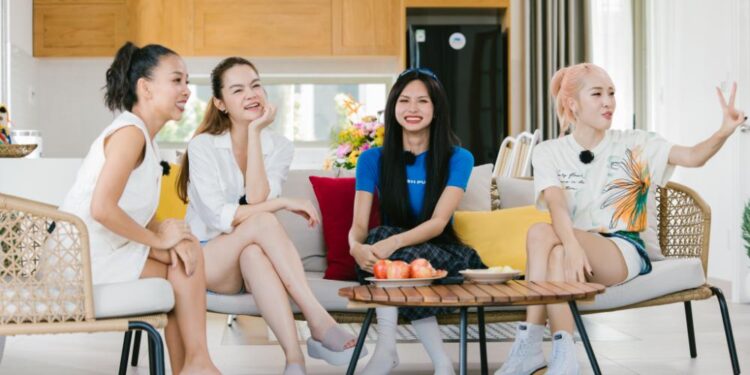 Phạm Quỳnh Anh khẳng định không cần con cái giữ danh tiếng cho mình