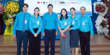 Chào mừng Đại hội, CLB Luật gia trẻ TPHCM khen thưởng Hội viên xuất sắc và bầu Ban chấp hành nhiệm kỳ mới (2024-2029) 