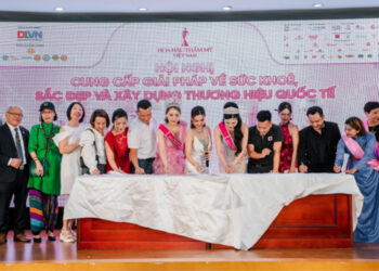 Hoa hậu Thẩm mỹ Việt Nam 2024: Hàng trăm khách mời hào hứng tham gia hội nghị ngành sức khỏe, sắc đẹp tại Hà Nội