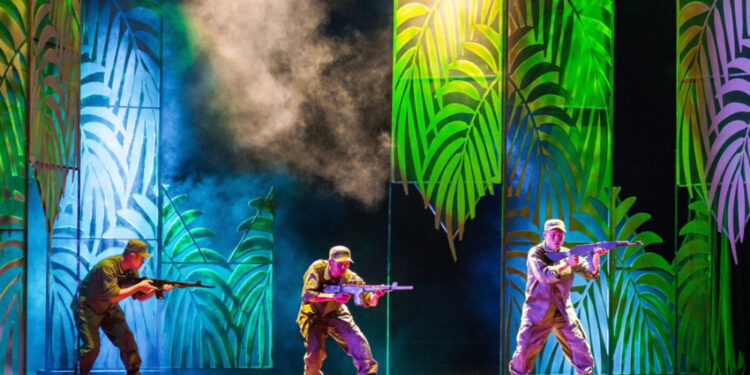 NSND Trịnh Kim Chi làm đạo diễn “Hai Người Mẹ”thắng lớn tại Liên hoan Sân khấu Kịch nói Toàn quốc 2024 