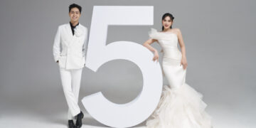 Vợ chồng Thu Thủy khoe bộ ảnh “tình bể bình” nhân kỉ niệm 5 năm ngày cưới