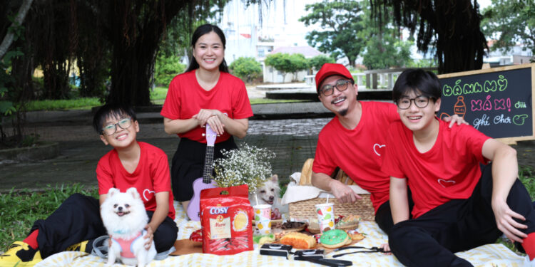 Khoảnh khắc tinh tế, tháo vát của Lâm Vỹ Dạ ở tập 1 Nhà Mình Có Nhau nhận về nhiều lời khen