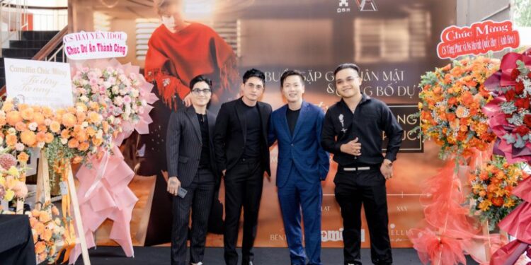 Ca sĩ Tăng Phúc là khách mời đầu tiên của Music tour “Từ đây… Từ nay…”