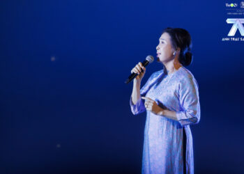 Tập 10 Anh Trai “Say Hi”: NSND Kim Xuân nghẹn ngào trong màn kết hợp đặc biệt cùng team Anh Tú Atus trong Bao Lời Con Chưa Nói