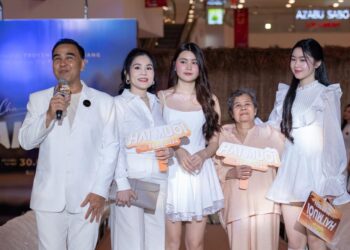 Hai Muối – Bộ phim về tình phụ tử cảm động nhất dịp lễ 2/9 khiến nhiều sao Việt rơi nước mắt