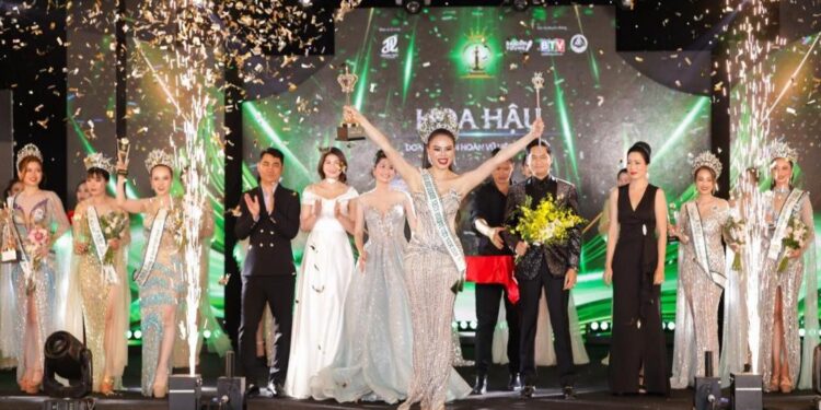 Hoa hậu Doanh nhân Hoàn vũ Việt Nam 2024 gọi tên Đồng Thị Thanh Tâm