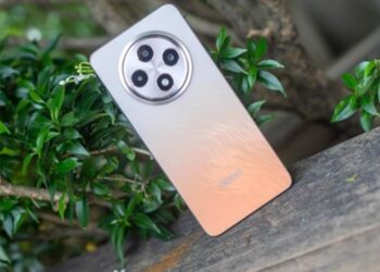 OPPO Reno12 F 5G: Tân binh tầm trung đầy cá tính, chinh phục giới trẻ!