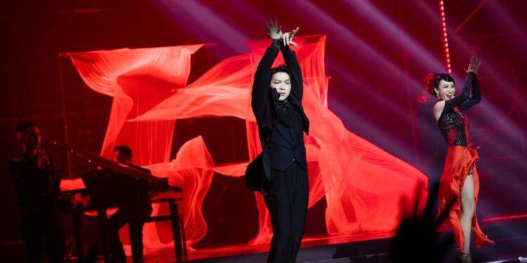 Tăng Phúc hát toàn ca khúc mới trong EP.2024 ở tour diễn mở màn tại Đà Lạt