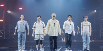 Tiến Luật xúc động vì những ý tưởng của mình được mọi người đón nhận