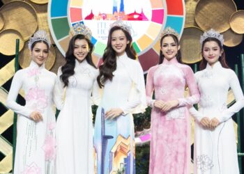 Hoa hậu Bảo Ngọc nổi bật giữa dàn hậu khu vực Châu Á tại ngày đầu Hội chợ ITE HCMC 2024