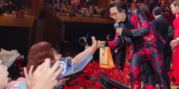 Hà Anh Tuấn trích 500 triệu doanh thu concert “Sketch A Rose” giúp trẻ em khỏi nạn mua bán người   