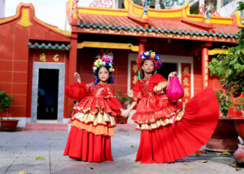 NTK Givan Trần giới thiệu BST “Ấn Tượng Phương Đông” với Giải Vàng Người Mẫu Nhí Việt Nam Đương Đại 202