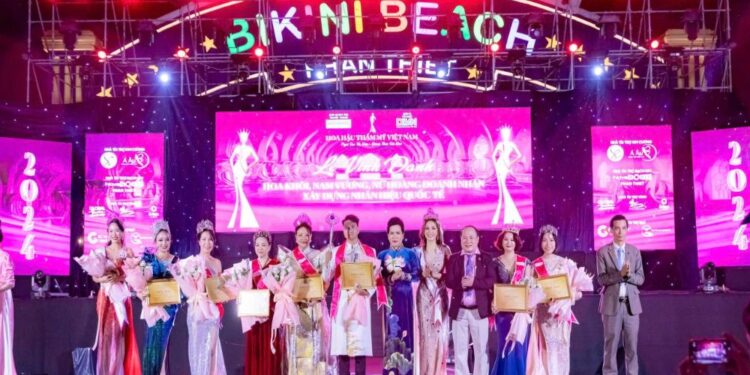 Jolie Ngoc đoạt danh hiệu Nữ hoàng bất động sản danh giá 