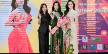 Nguyễn Thị Tuyết Ngân đại diện Việt Nam tham dự cuộc thi Mrs. Tourism tại Thái Lan