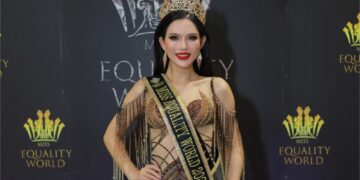 Sau Hương Giang, Việt Nam có thêm 1 vương miện hoa hậu chuyển giới