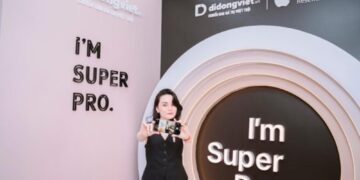 Thu Ngọc đi sắm iPhone 16 trước khi tham gia “Chị đẹp đạp gió rẽ sóng”