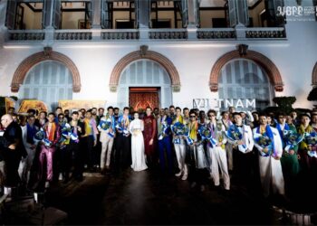 Mãn nhãn Vietnam Beauty Fashion Fest 9, lộ diện Top 10 Nam vương thời trang của Mr World 2024