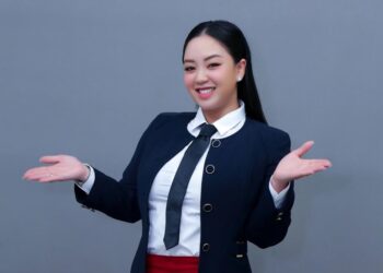 “Đóa hồng thép ngành luật” kể chuyện bị ném đồ, chửi bới khi tranh tụng tại tòa