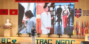 Á vương Võ Minh Toại làm diễn giả tại Đại học Ngân hàng